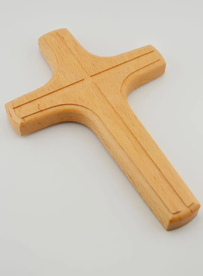 Light Wood Sculpted Cross - 22 cm (pic 3)