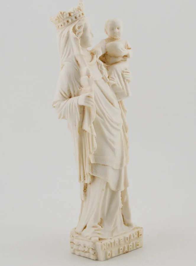 Our Lady of Paris Statue - Baptism Gift (pic 3)