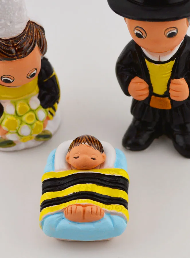 Nativity Scene Around the World - Brittany Nativity Set (pic 4)