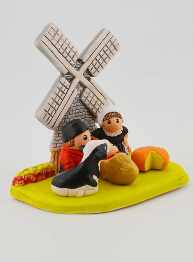 Nativity Scene Around the World - Netherlands Nativity Set (pic 4)