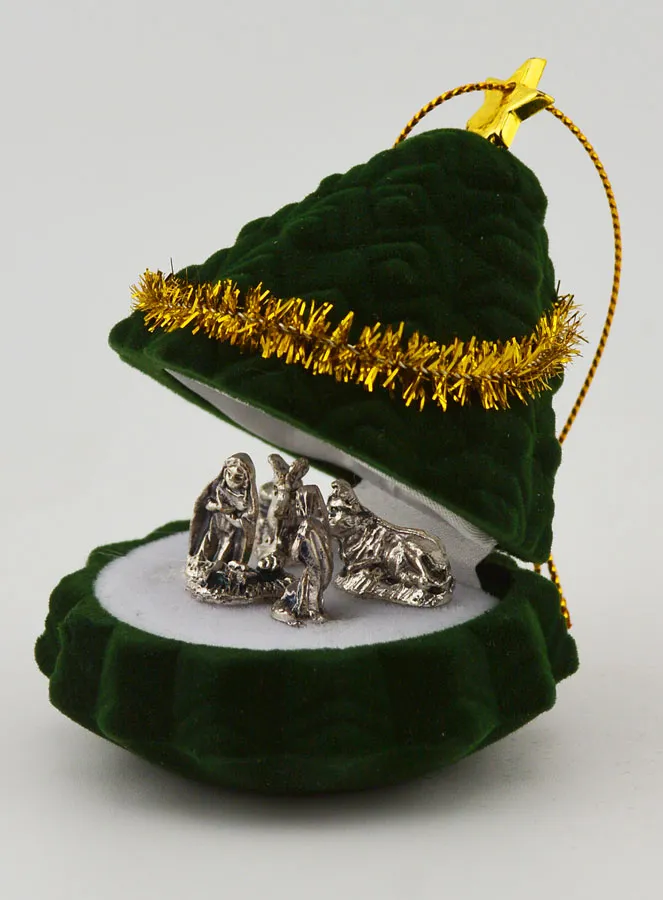 Nativity Set - Christmas Tree (pic 3)