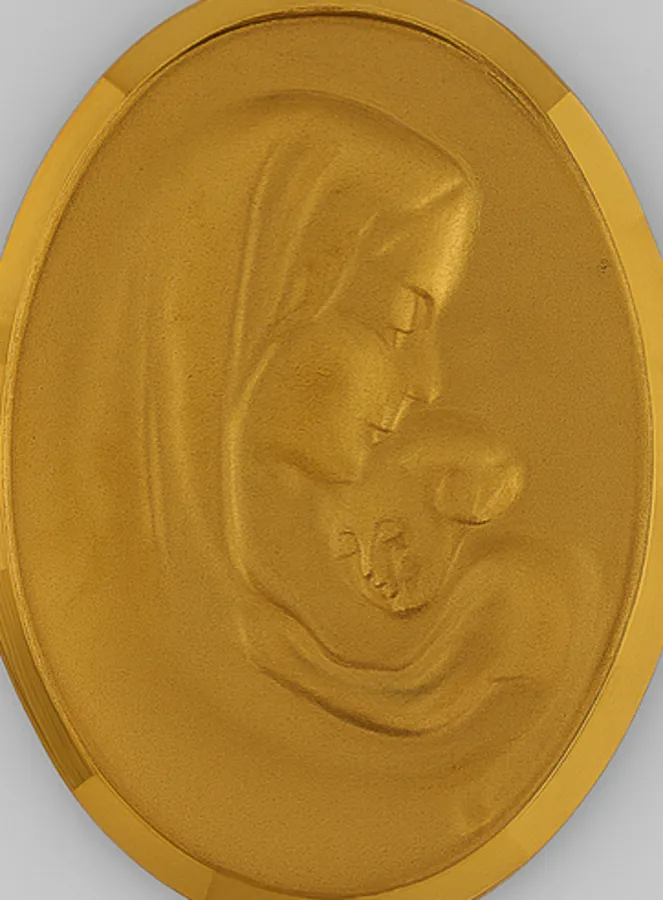 Virgin Mary with Baby Jesus 375 Gold Medal (pic 2)