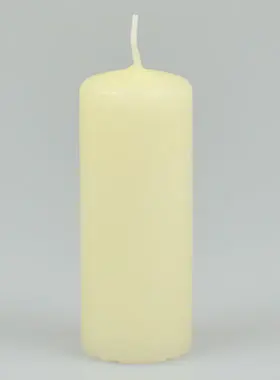Pillar Candle - Ivory (pic 1)