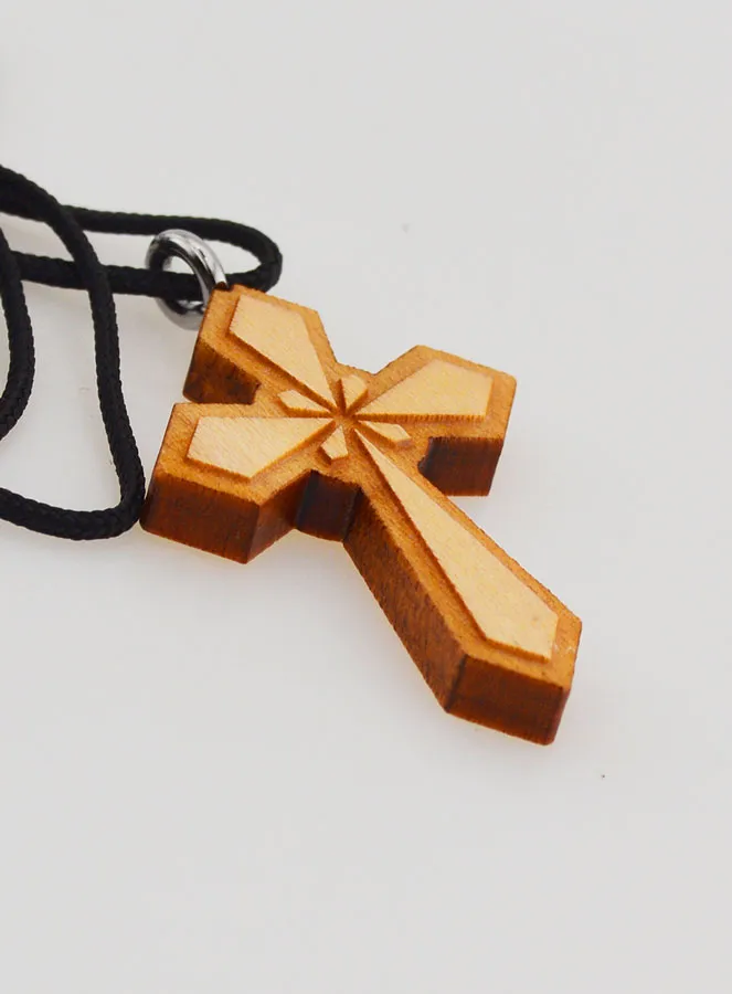 Wood Varnish Cross Pendant (pic 4)