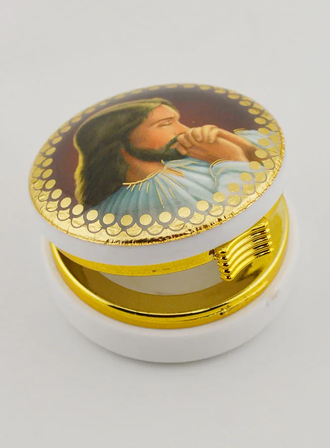 Jesus Christ in Prayer Host Box - 5 cm (pic 4)