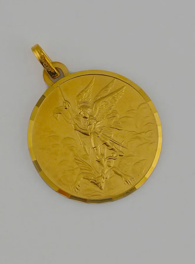 Saint Michael Archangel Medal in 18 Carats Solid Gold - 1,2 cm (pic 2)