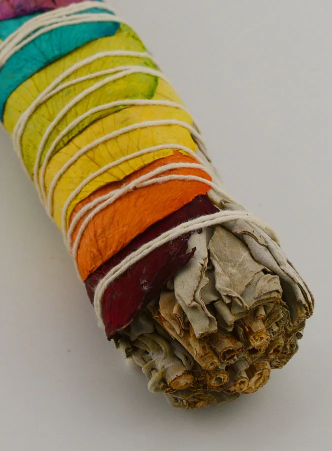 White Sage and Multicoloured Rose Petals - Smudge Stick 40-60g (pic 4)