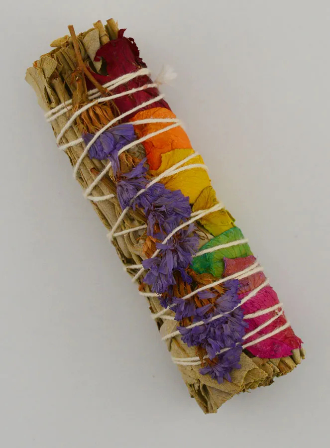 White Sage and Multicoloured Rose Petals - Smudge Stick 30g (pic 1)