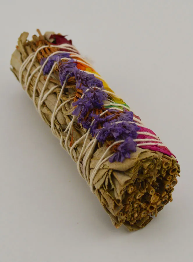 White Sage and Multicoloured Rose Petals - Smudge Stick 30g (pic 2)