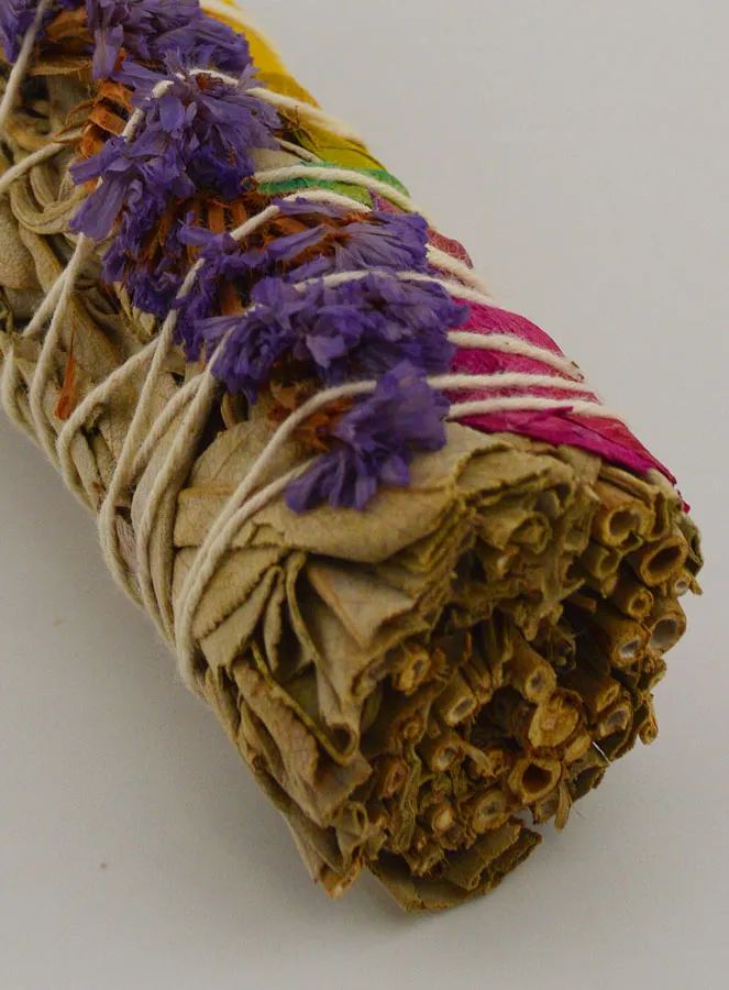 White Sage and Multicoloured Rose Petals - Smudge Stick 30g (pic 4)