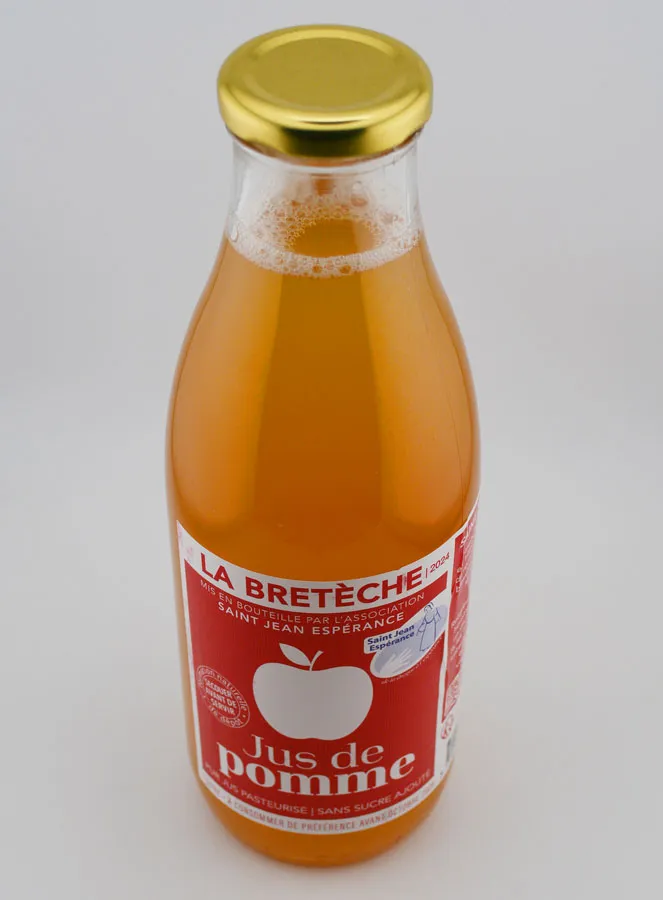 Organic and Fair Trade Apple Juice (pic 2)