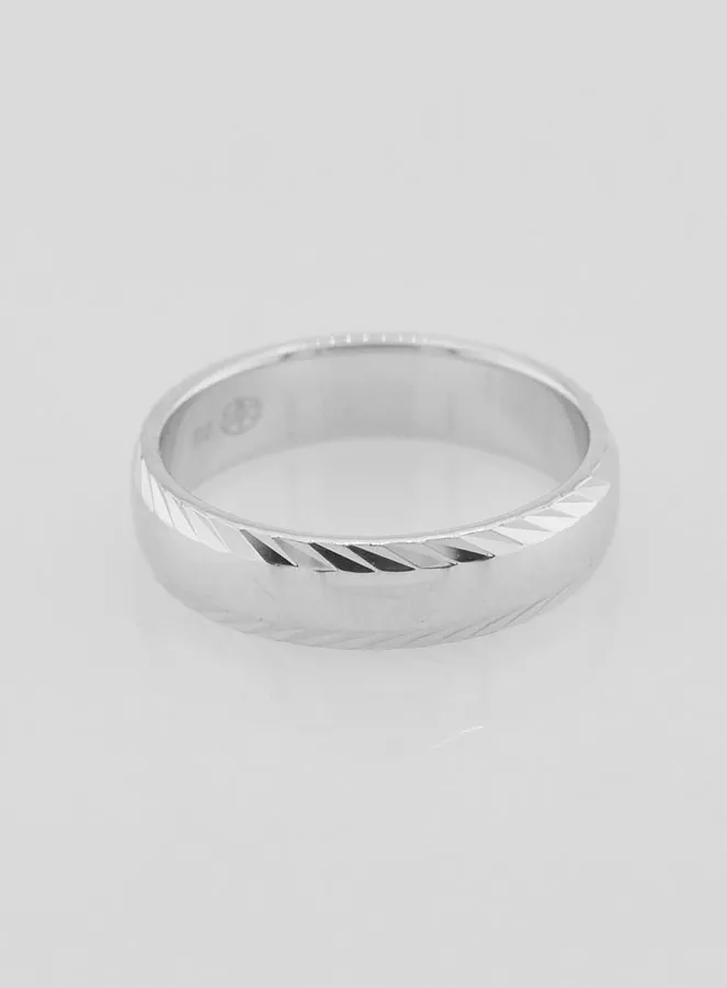 Wedding Ring in Solid Silver with a Polished Pattern - Size 56 (pic 1)