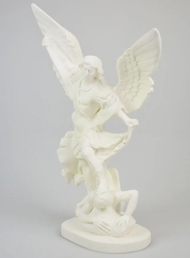Phosphorescent Resin Statue of Saint Michael - 30cm (pic 2)