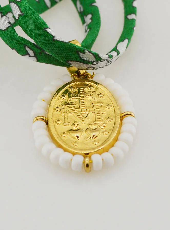 Religious Necklace Green Liberty Cord - Miraculous Medal with Beads (pic 3)