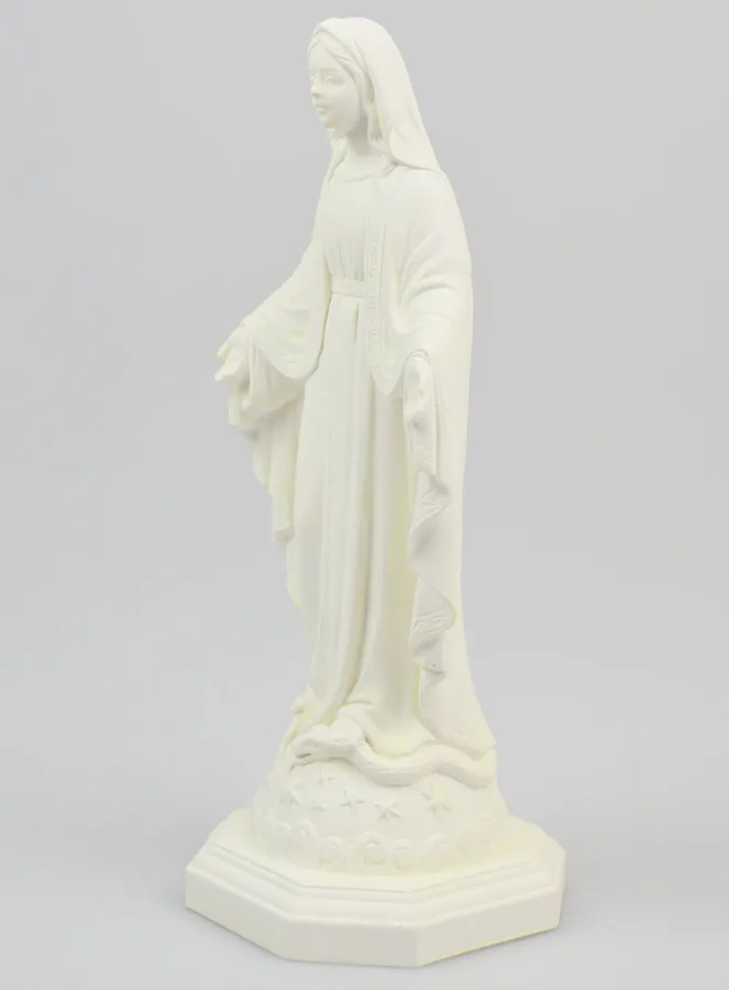 Miraculous Virgin Statue Phosphorescent - 20cm (pic 2)