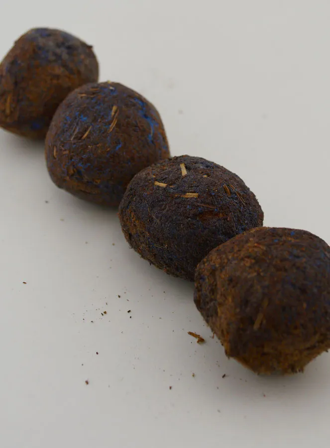 Incense Smudge Bombs - Benzoin and Myrrh (pic 4)