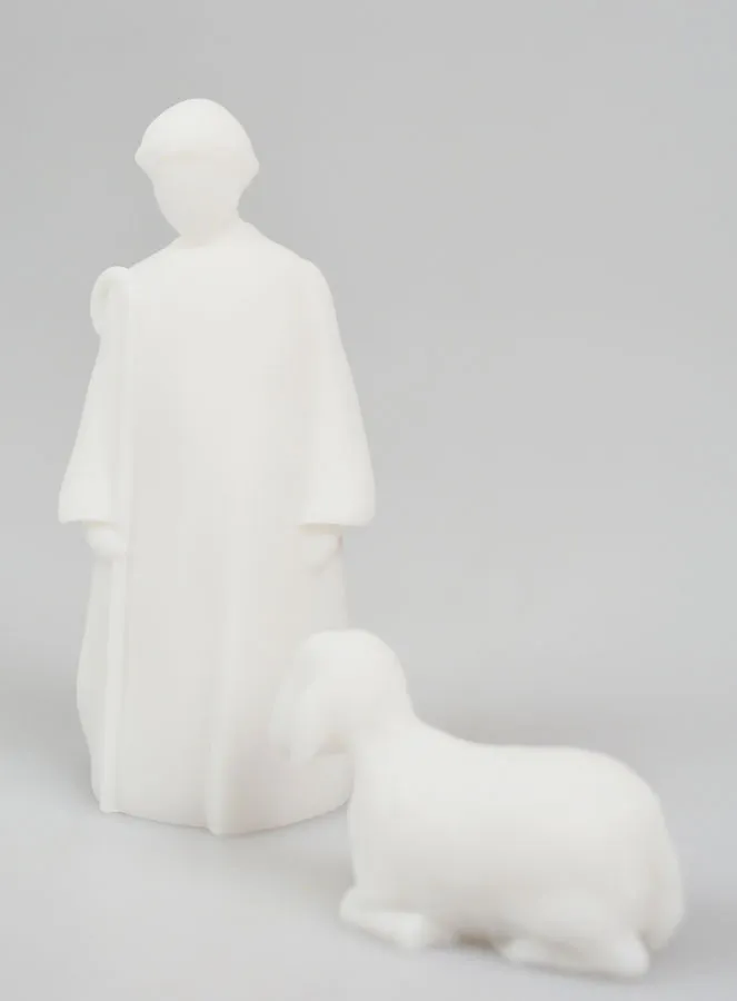 Alabaster Christmas Nativity Scene Shepherd and Sheep - 9cm (pic 3)