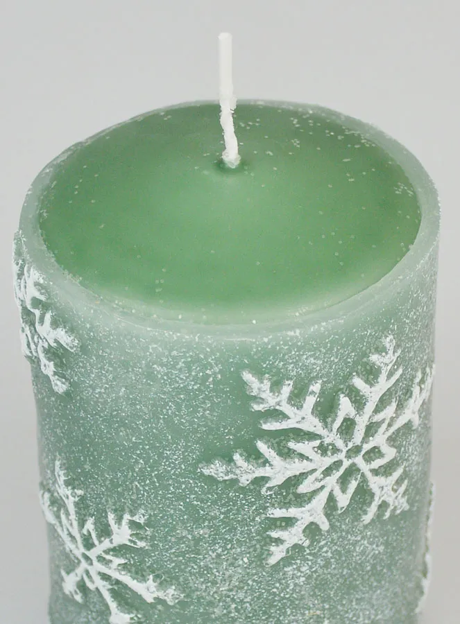 Snowflake Christmas Candle - Pine Green (pic 4)