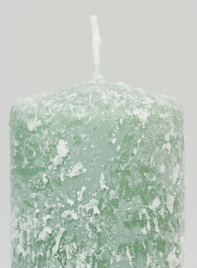 Snow Effect Tabletop Candle 10cm - Fir Green (pic 3)