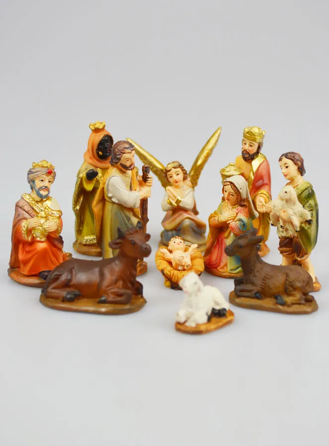 Christmas Nativity Scene - 11 Figures 5cm (pic 1)