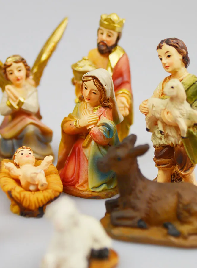 Christmas Nativity Scene - 11 Figures 5cm (pic 3)