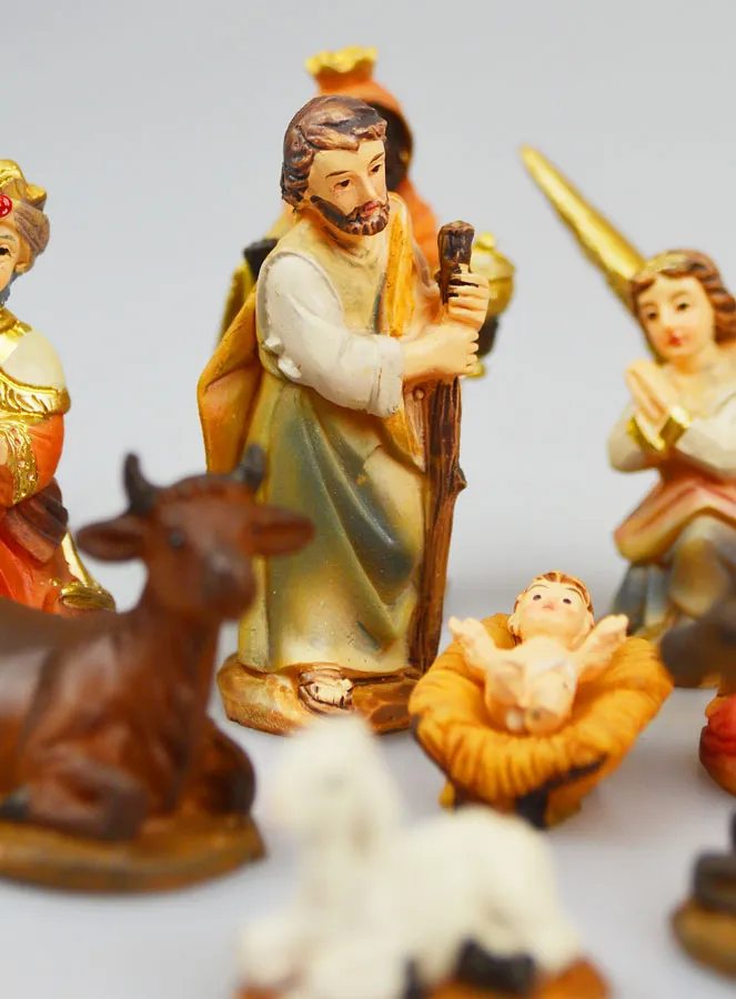 Christmas Nativity Scene - 11 Figures 5cm (pic 4)