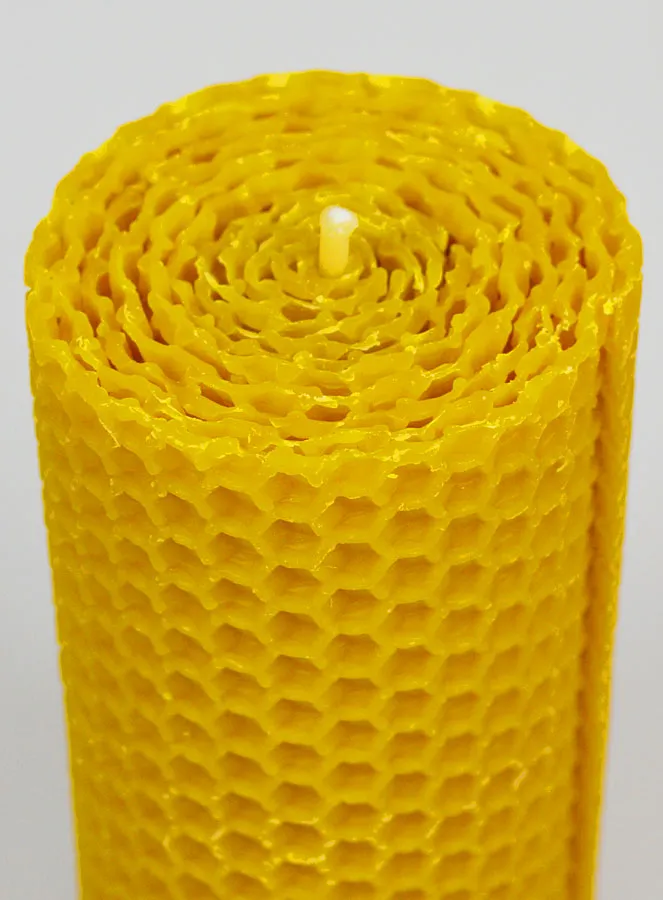 Tabletop Candle 100% Beeswax - 10x5cm (pic 4)