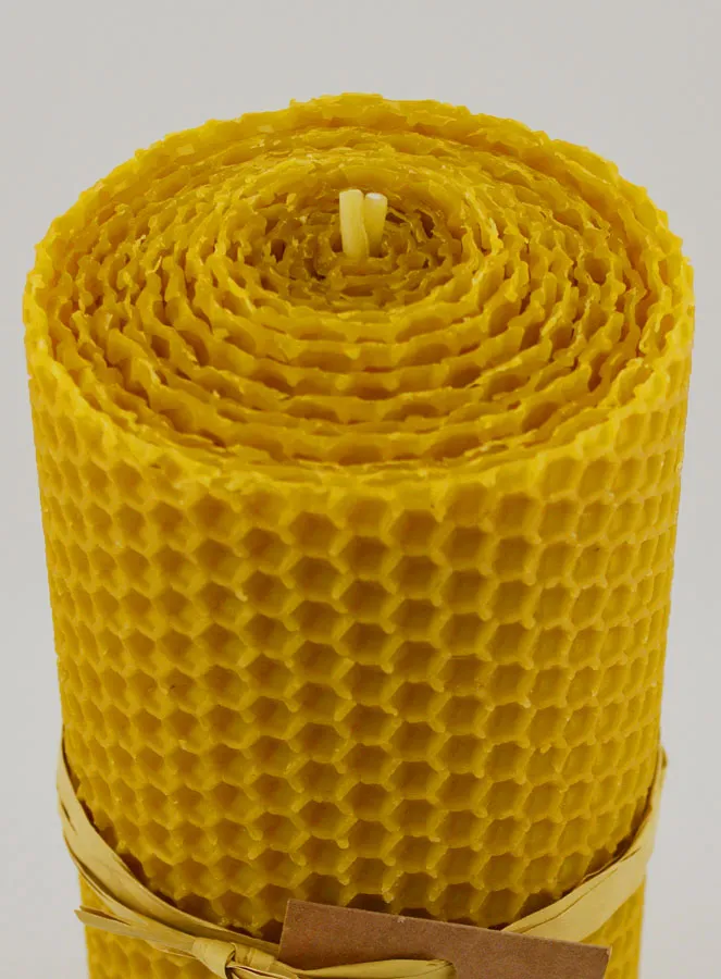 100% Natural Beeswax Candle - 15x6cm (pic 4)