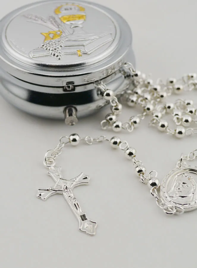 Rosary and First Communion Box (pic 4)