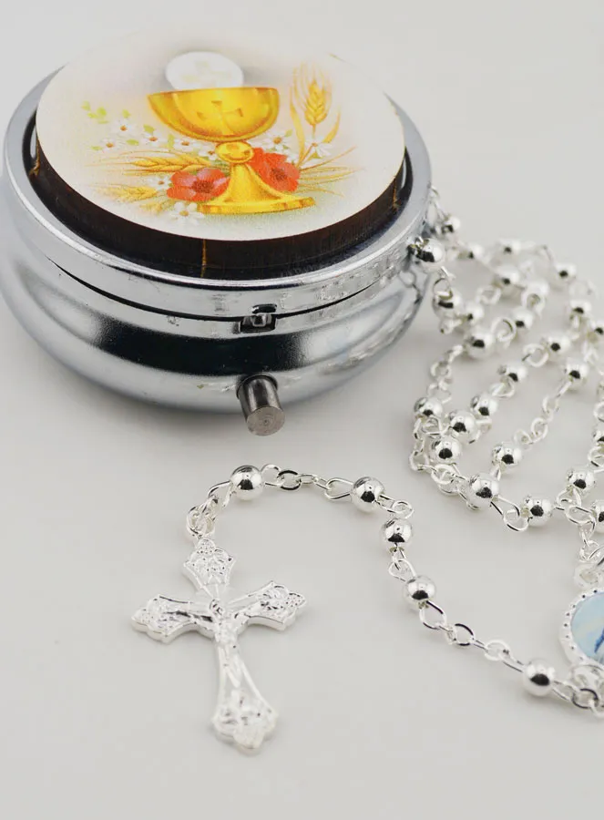 Communion Gift Rosary Box and Rosary (pic 4)