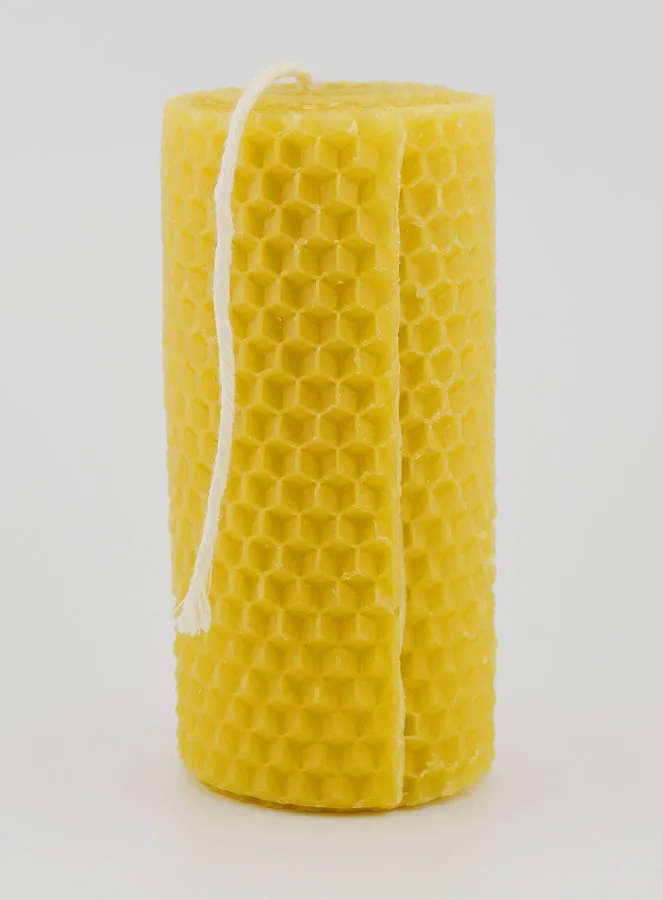 Tabletop Candle Beeswax - 10cm (pic 1)