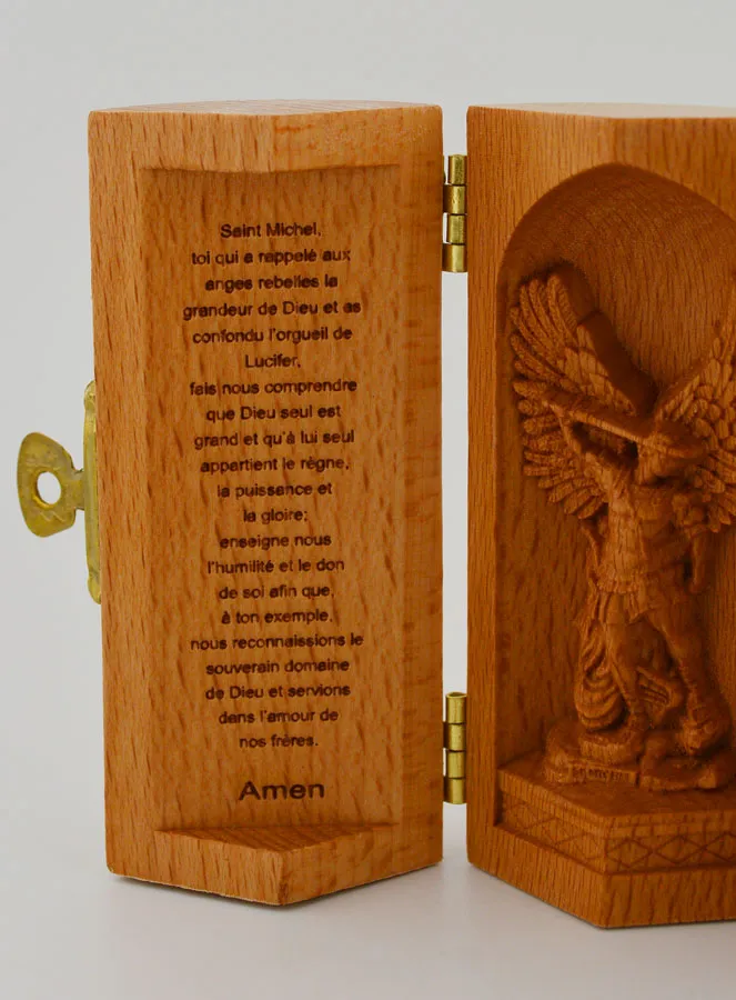 Solid Wood Triptych - Saint Michael (pic 2)
