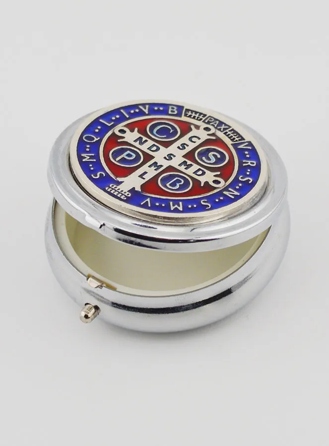 Host Box Pyx - Saint Benedict Medal (pic 4)
