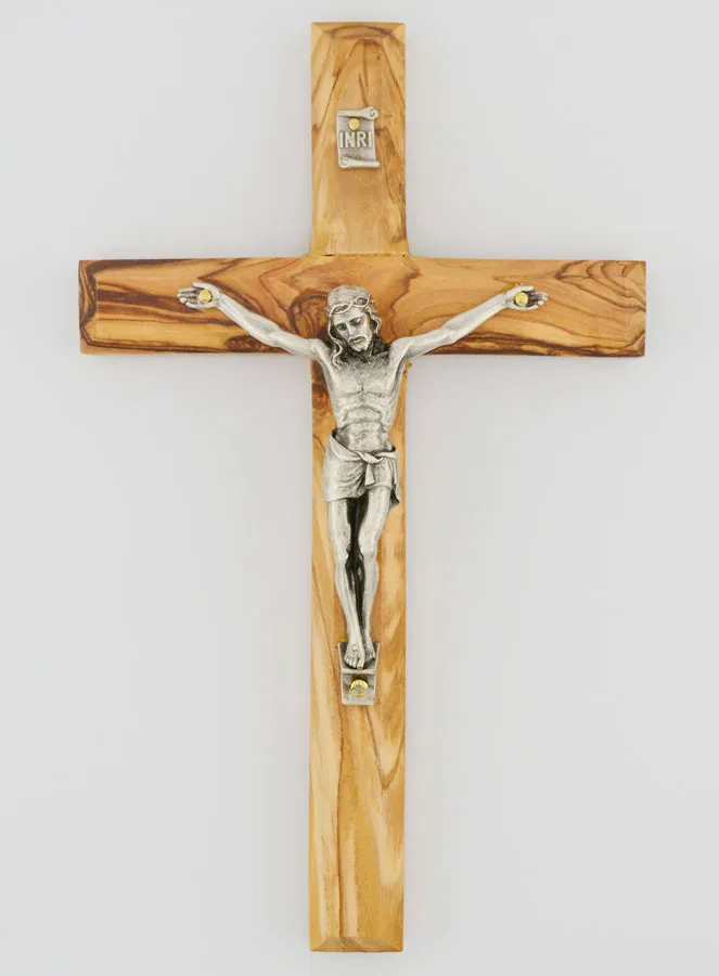 Olive Wood Crucifix - 18cm (pic 1)