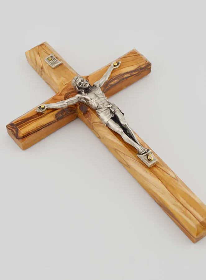 Olive Wood Crucifix - 18cm (pic 3)