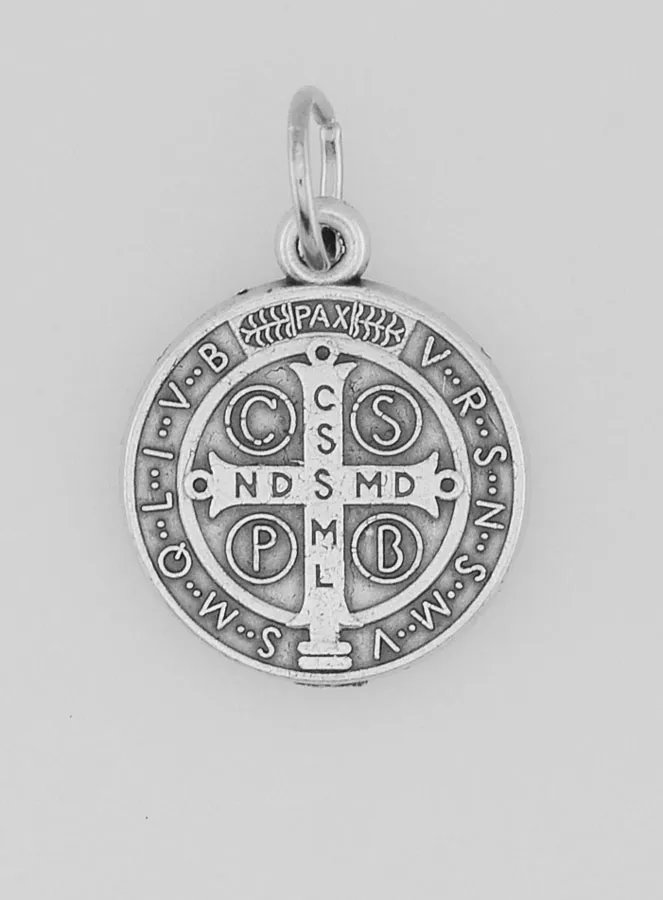 Saint Benedict Medal in Metal - 15mm (pic 4)