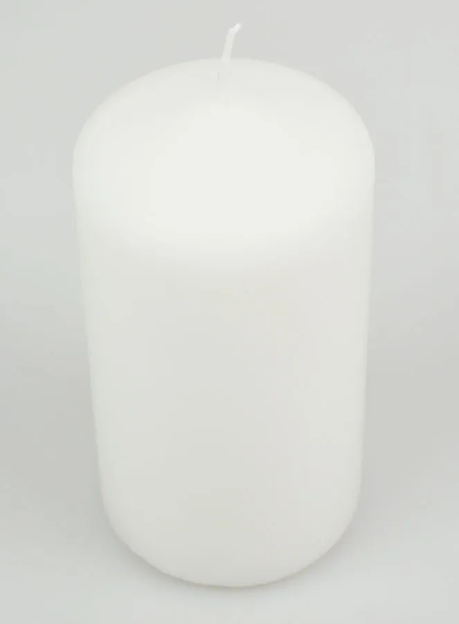 White Tabletop Candle - 13cm (pic 2)