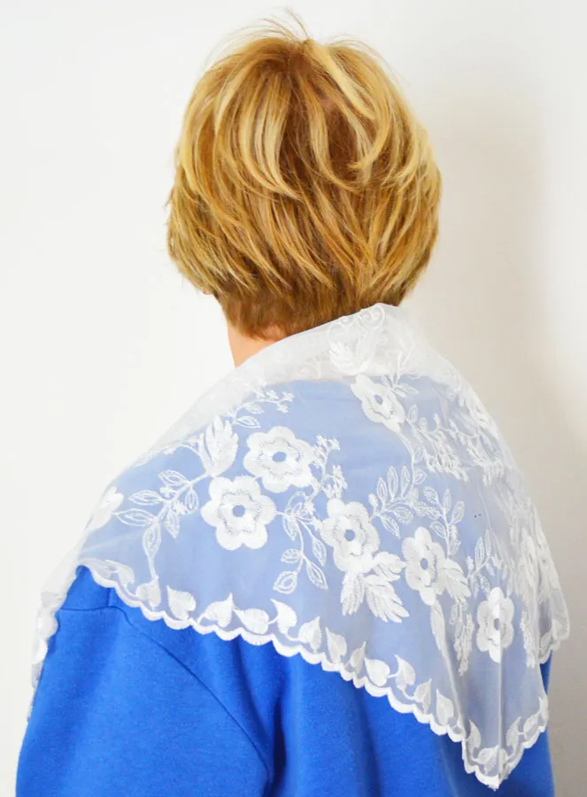 Embroidered Mantilla Veil - White (pic 3)
