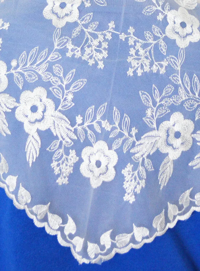 Embroidered Mantilla Veil - White (pic 4)