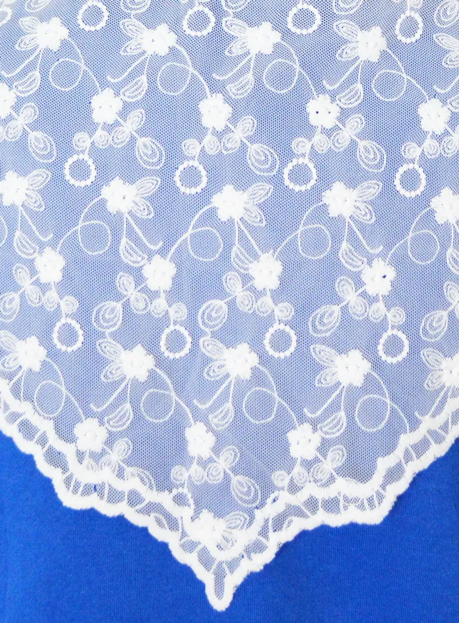 Christian Veil - Embroidered Mantilla White (pic 4)