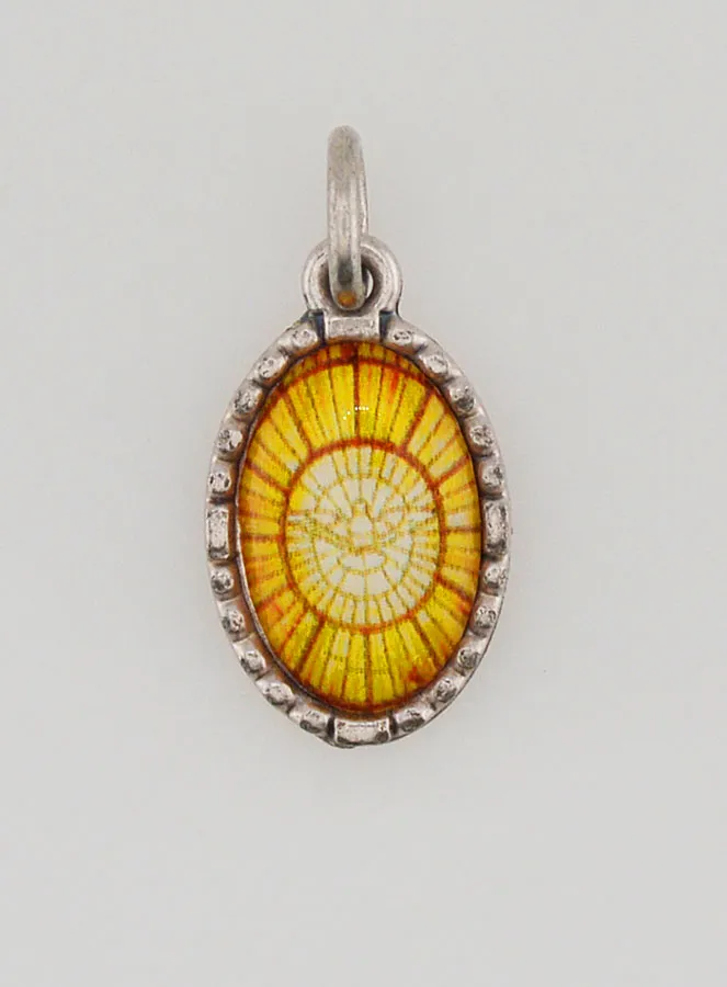 Twisted-Edge Medal 15mm – Holy Spirit (pic 1)