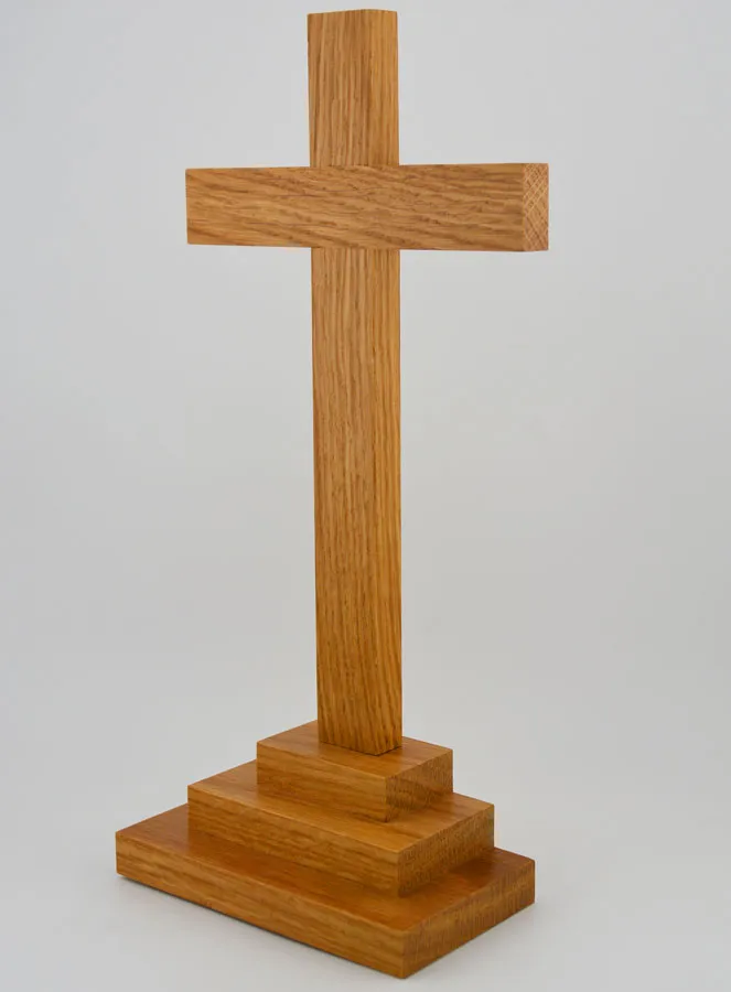 Crucifix on a Base made of Light Oak – 25cm (pic 2)