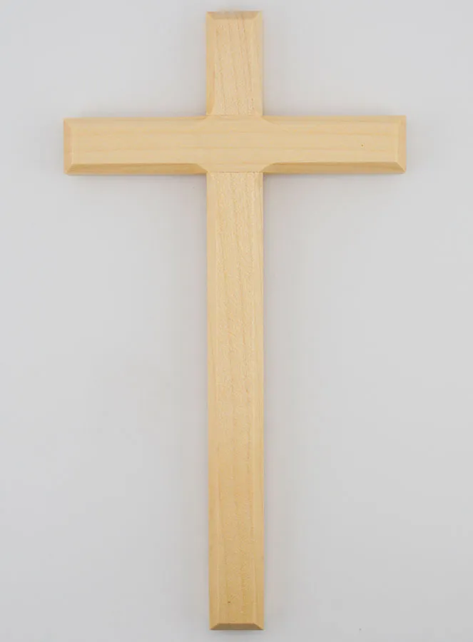 Crucifix made from Natural Lime Wood – 22cm (pic 1)
