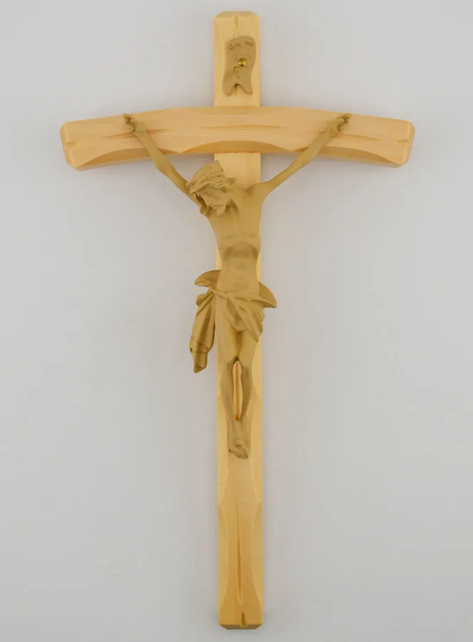 Curved Natural Linden Wood Crucifix – 22cm (pic 1)