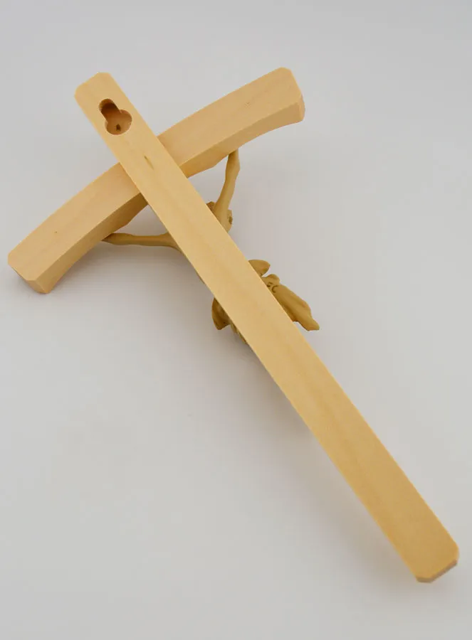 Curved Natural Linden Wood Crucifix – 22cm (pic 4)
