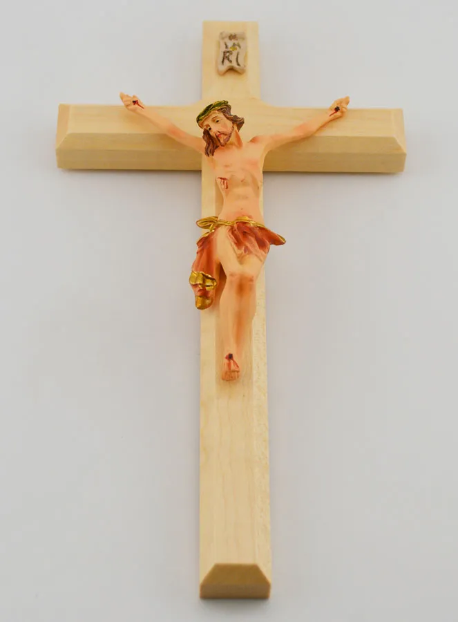 Linden Wood Crucifix and Christ with a Red Cloth – 18cm (pic 2)