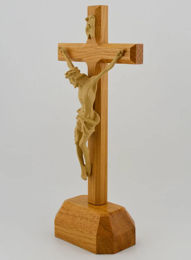 Oak Crucifix on a Base – 22cm (pic 2)