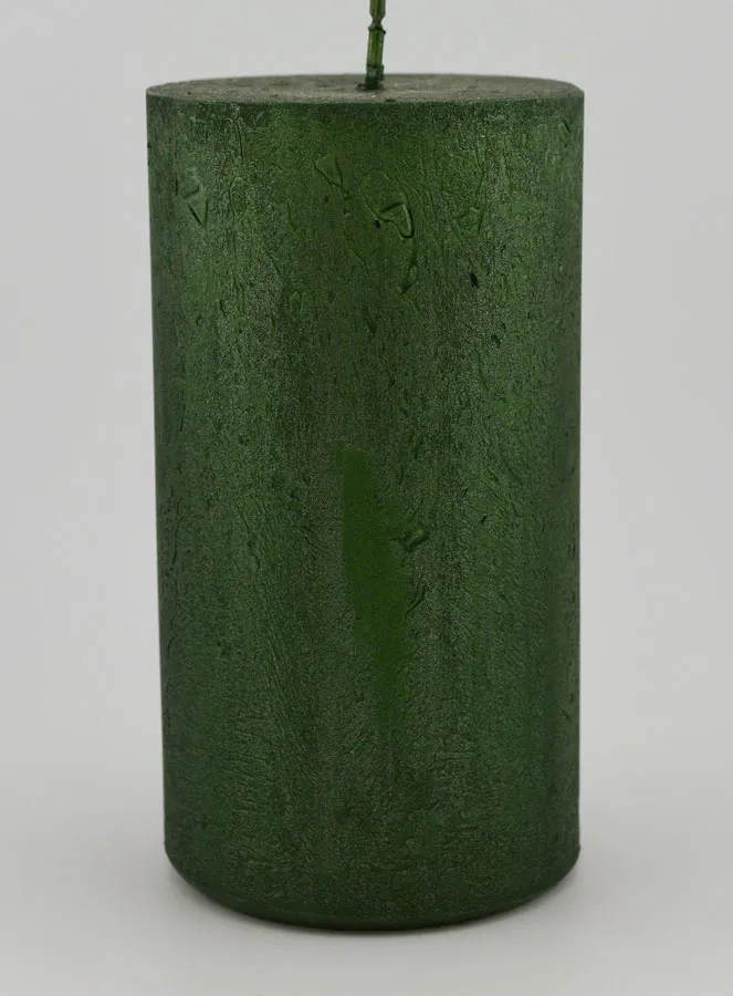 Modern Tabletop Candle – Fir Green (pic 1)