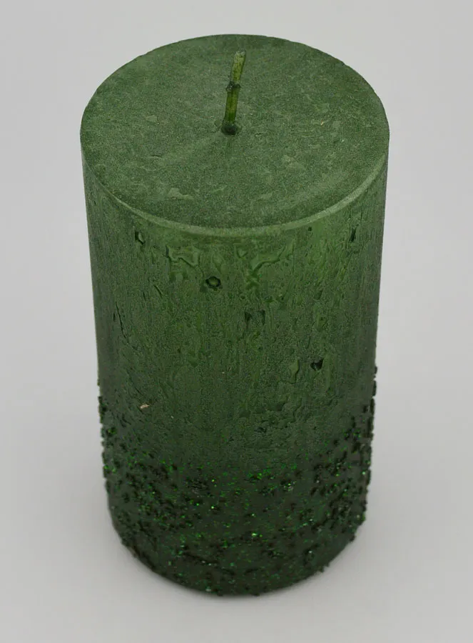 Tabletop Candle with Relief – Fir Green (pic 2)