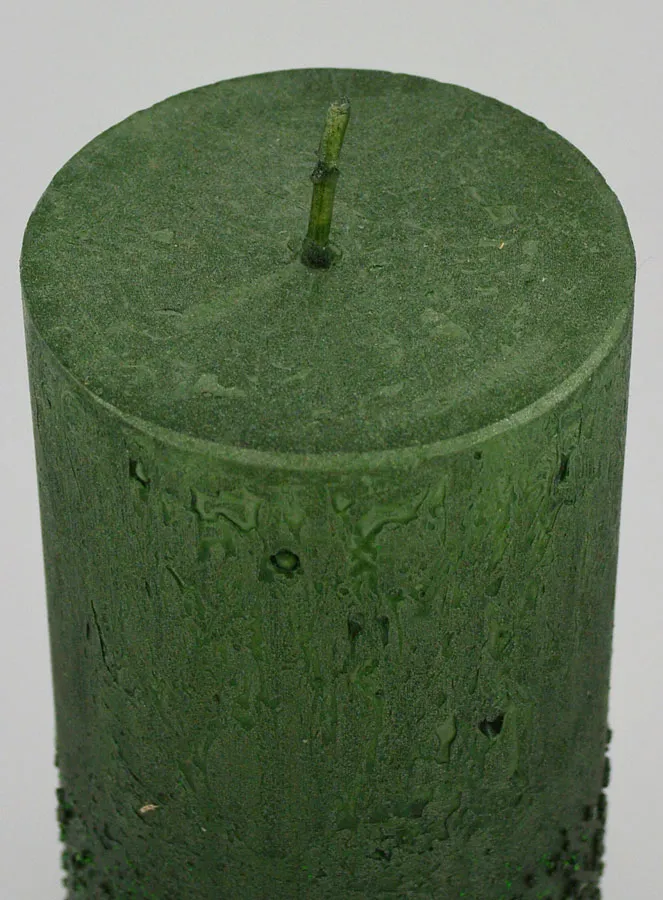 Tabletop Candle with Relief – Fir Green (pic 4)